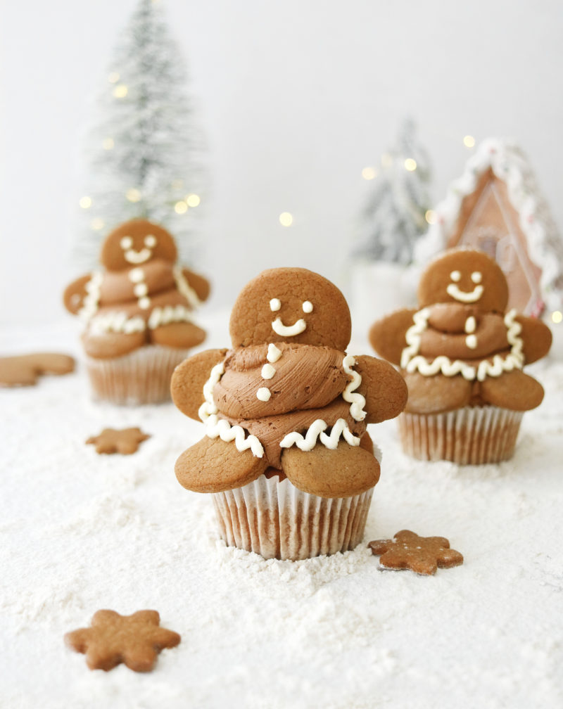 Easy Gingerbread Man Cupcakes