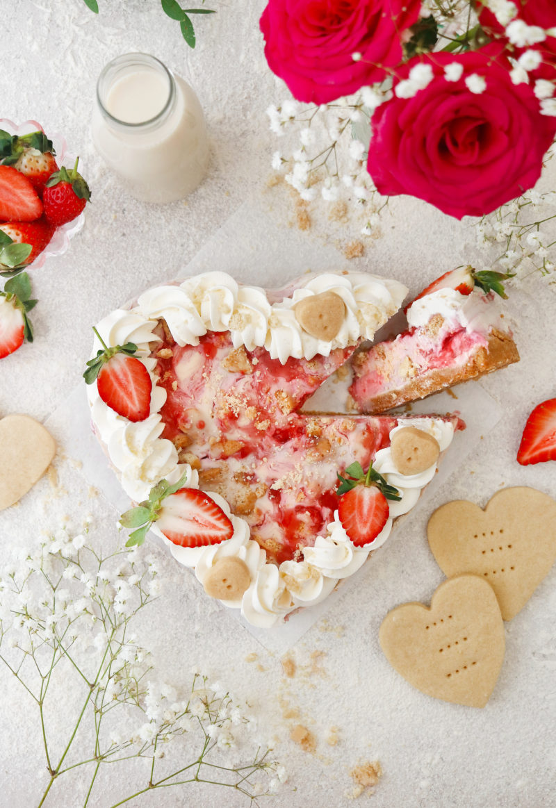 No-Bake Strawberry Shortcake Cheesecake