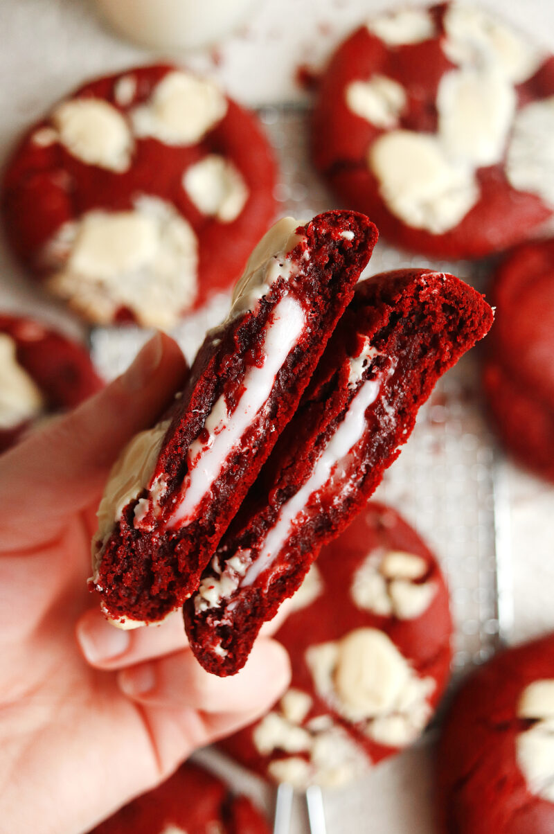Vegan Red Velvet Cookies