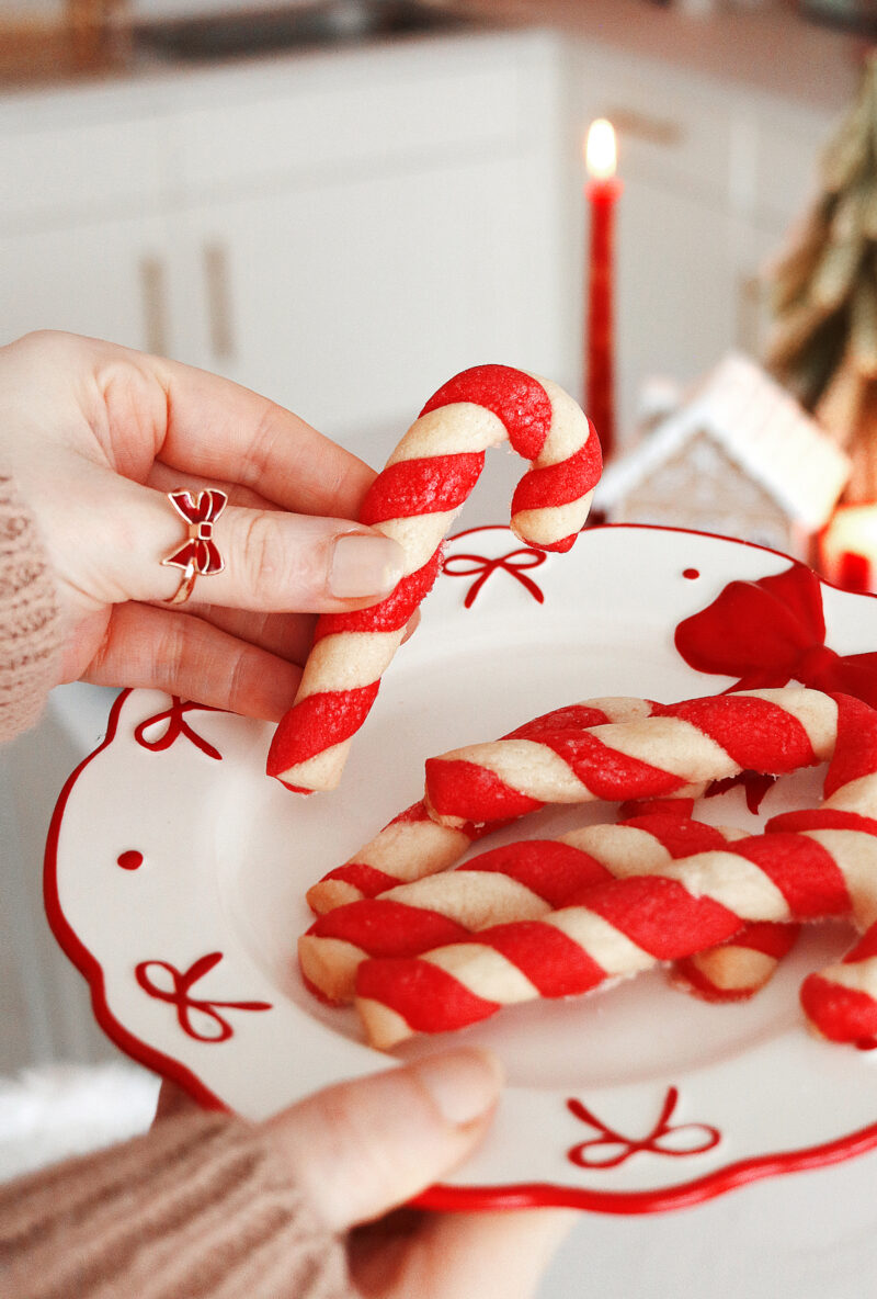 Vegan Candy Cane Cookies