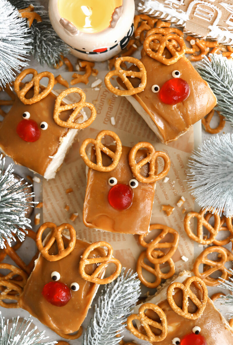No-Bake Reindeer Cheesecake Bars