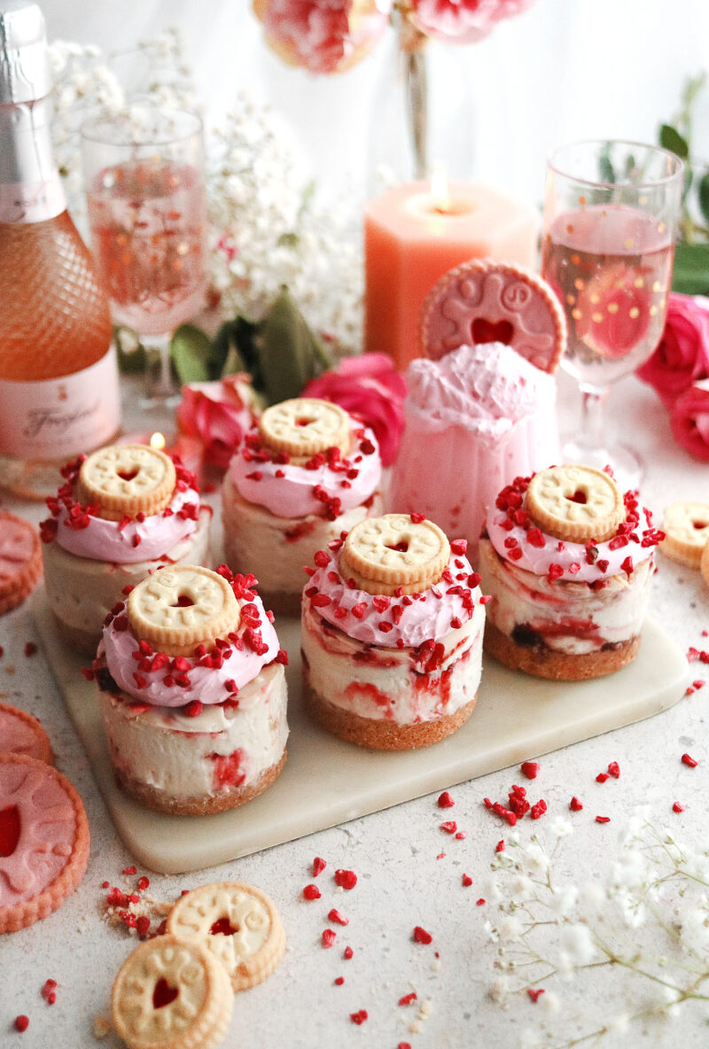 Mini Jammie Dodger Cheesecakes