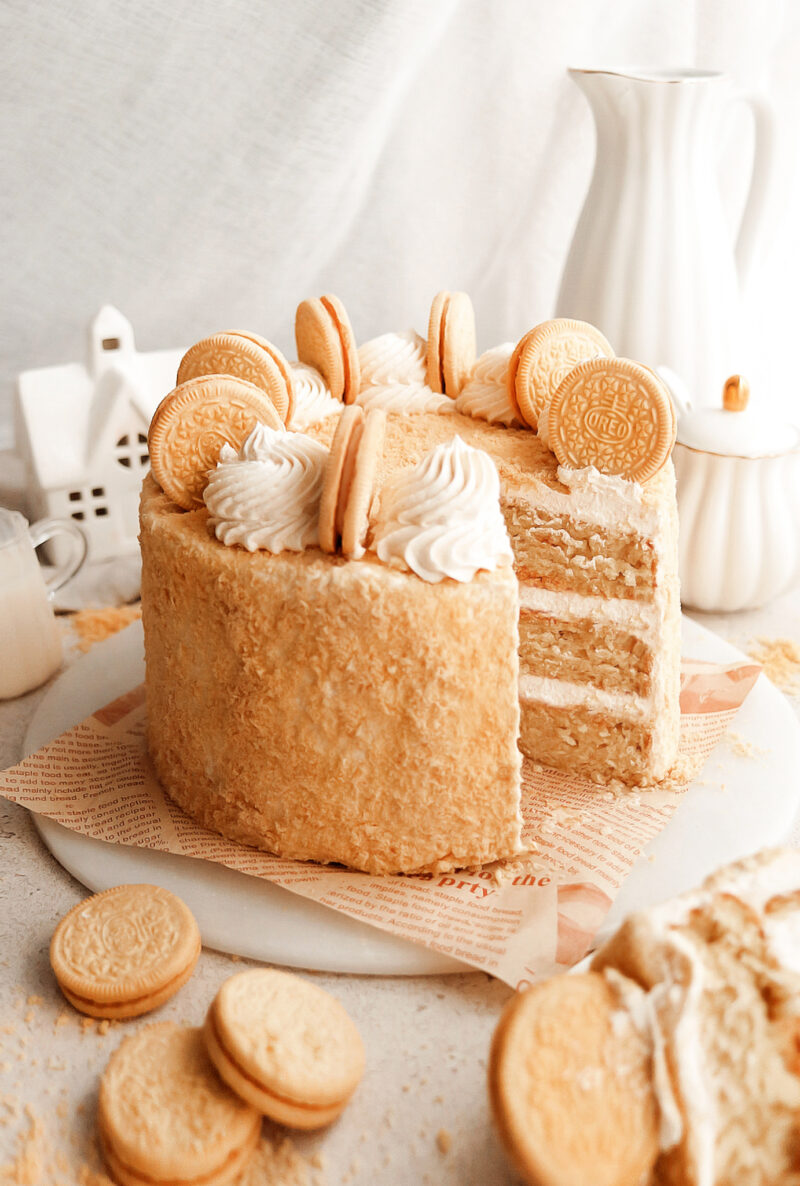 Vegan Golden Oreo Cake