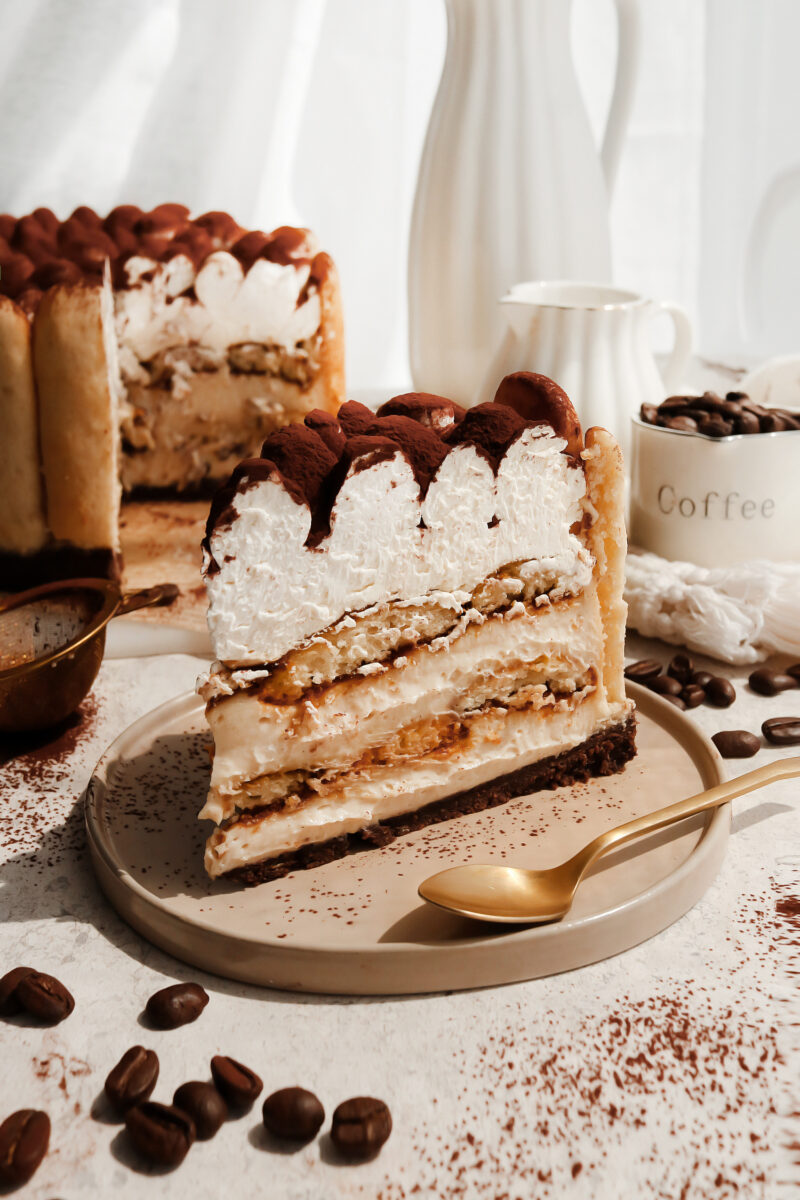 Vegan Tiramisu Cheesecake
