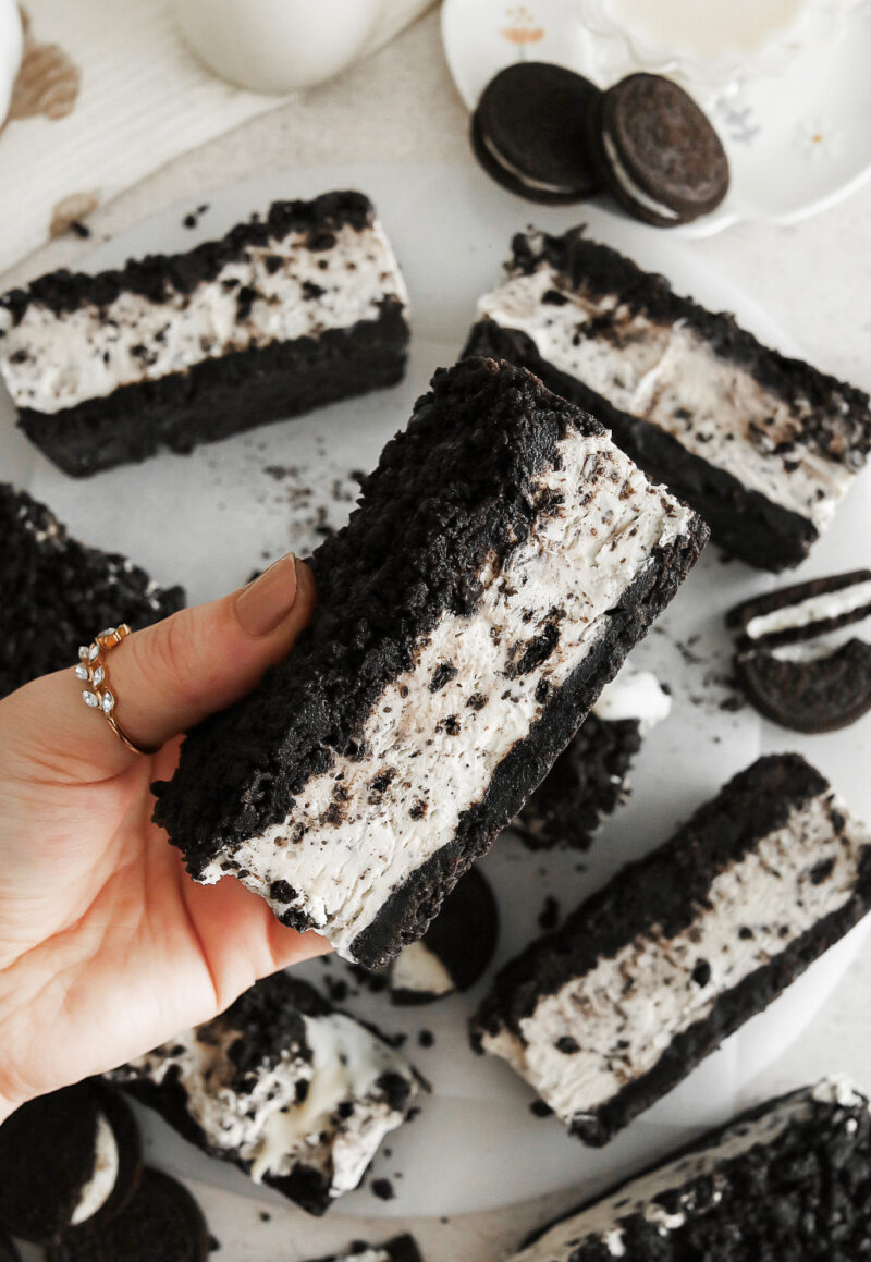 No-Churn Oreo Ice-cream Sandwiches