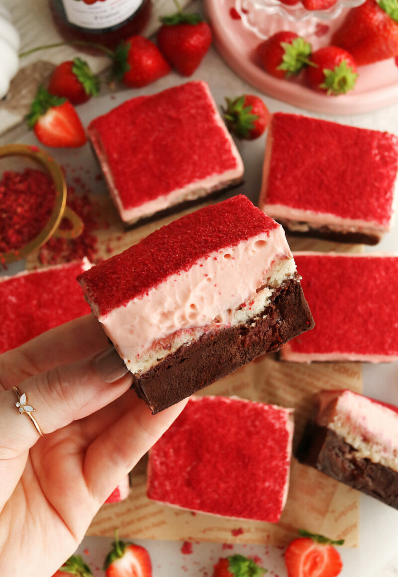 Vegan Strawberry Tiramisu Brownies